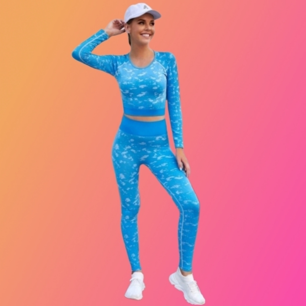 Blue Sky Activewear 2 Piece Set w/ Crop Top & Leggings , Size S, New Boutique